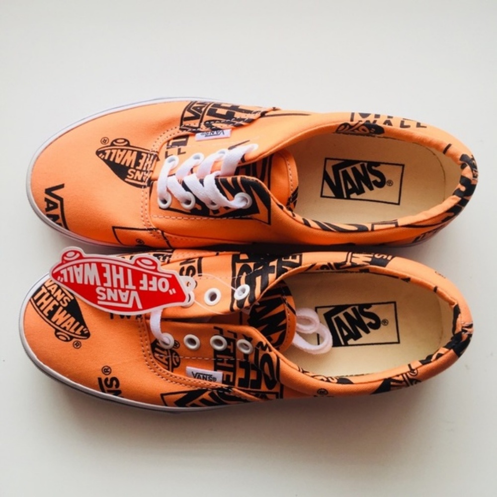 NEW Vans Logo Black Orange Sneakers, size 10.5 - Picture 2 of 5